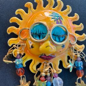 Vintage lunch at the ritz signed pin/ pendant in good condition . Fun to wear.